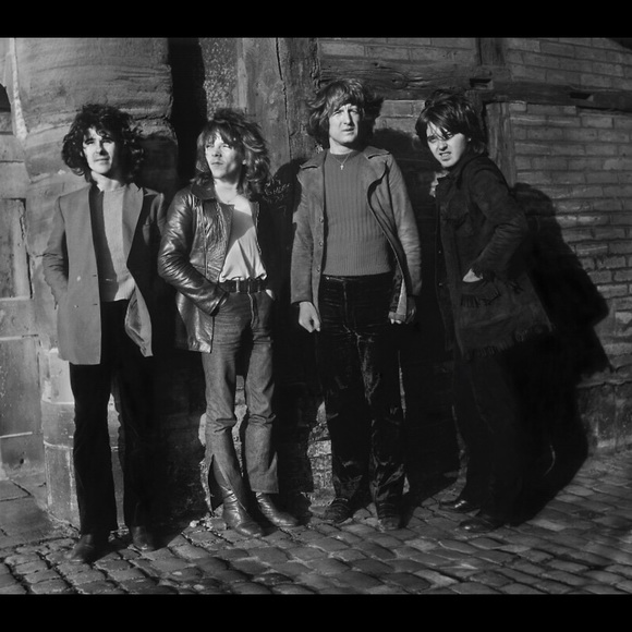 Guess I Got What I Deserve Kept You Waiting There - Picture 3 of 8